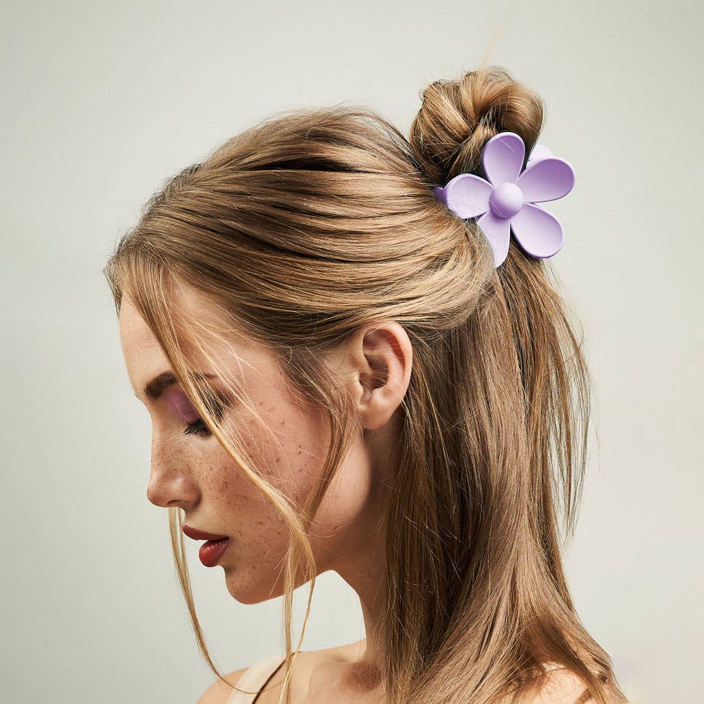 Daisy Flower Matt Hair Claw